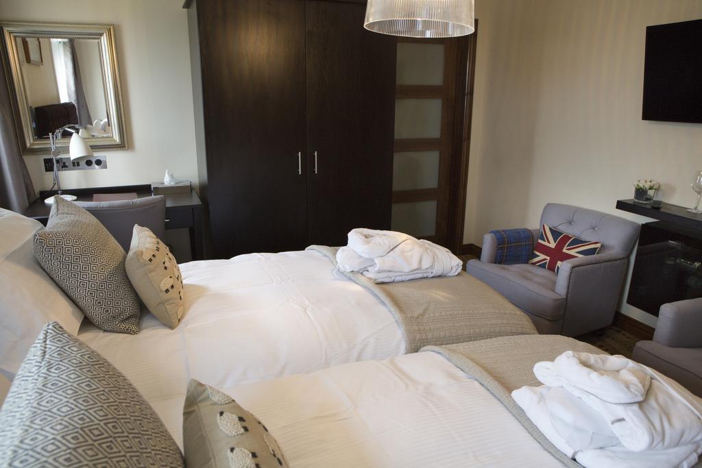 The Waterfront Boutique Hotel Stanley Eksteriør billede